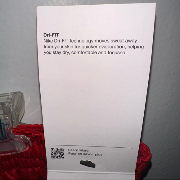 Women's Nike Loose Fit Dri- Fit FLY Basketball Red Shorts Sz XXL MSRP $35 - Picture 5 of 7